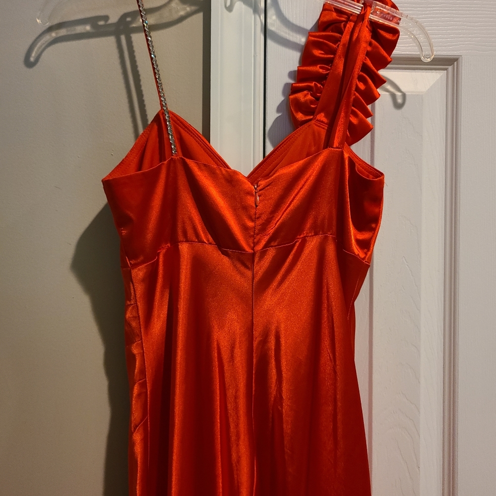 Prom dress - Picture 6 of 12